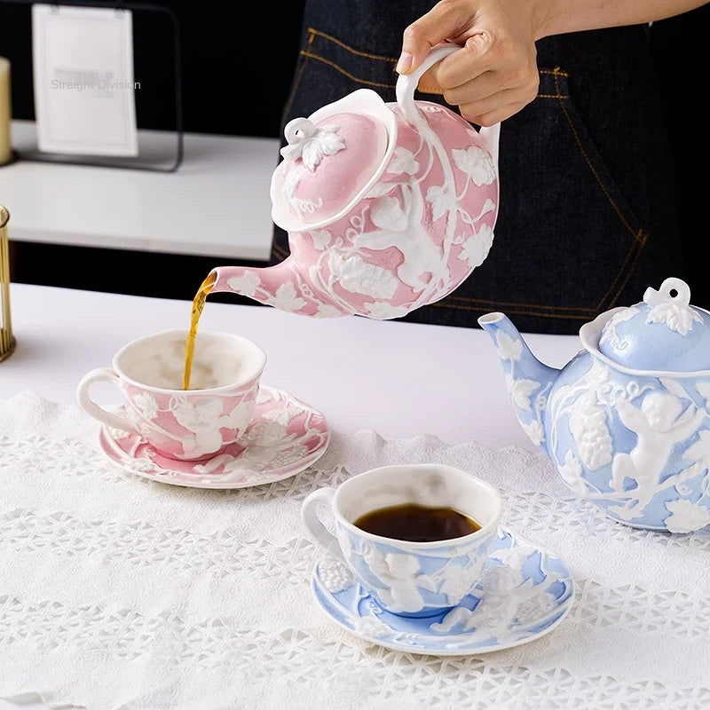 Qian Hu 2021 Model British European Court Style Ceramic Porcelain Tea Cup Saucer Set Eco-Friendly Vintage Embossed Coffee 1000ml