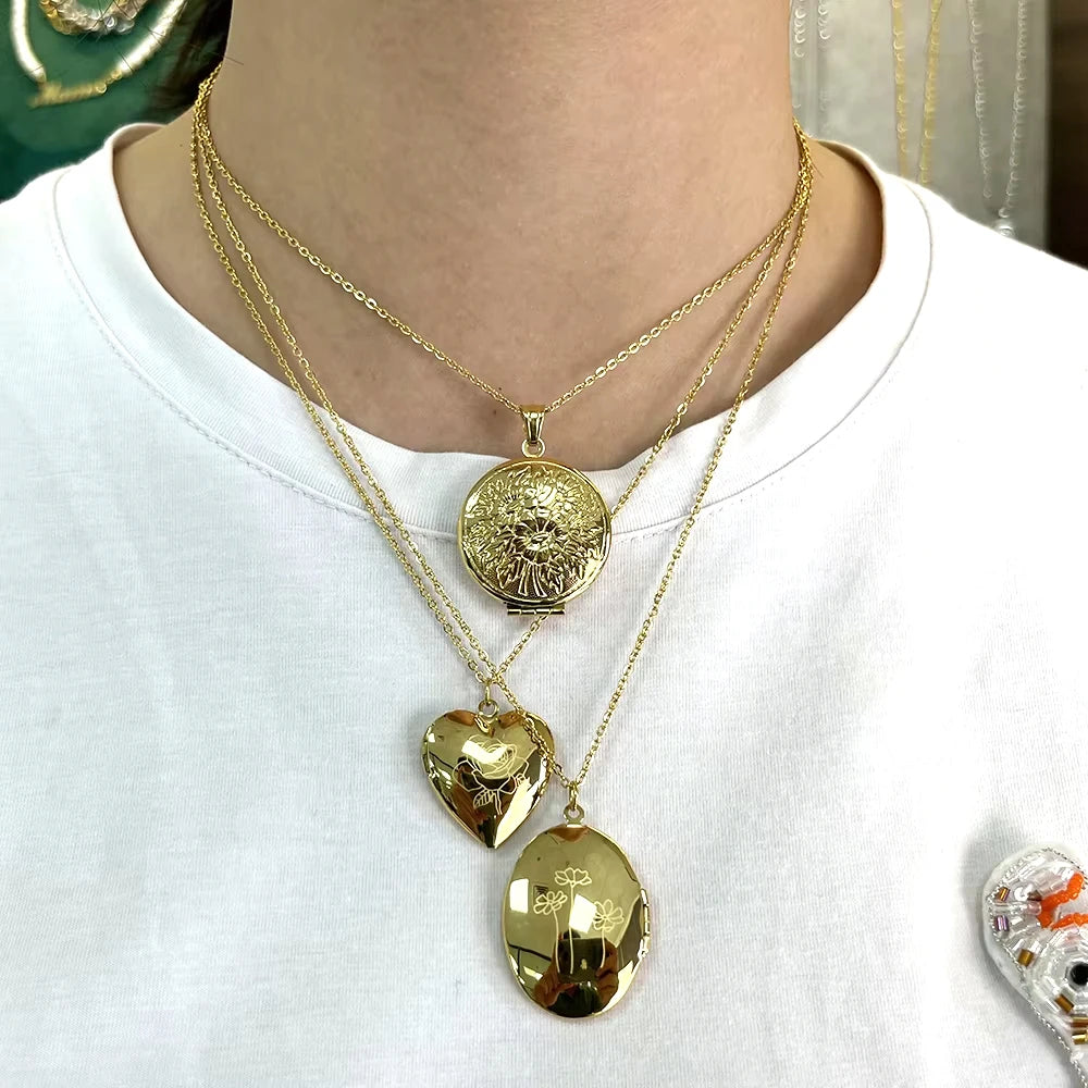 New Design Personalized Engraved Birth Month Flower Signet Photo Locket Necklace for Mother's Day Gift for Her