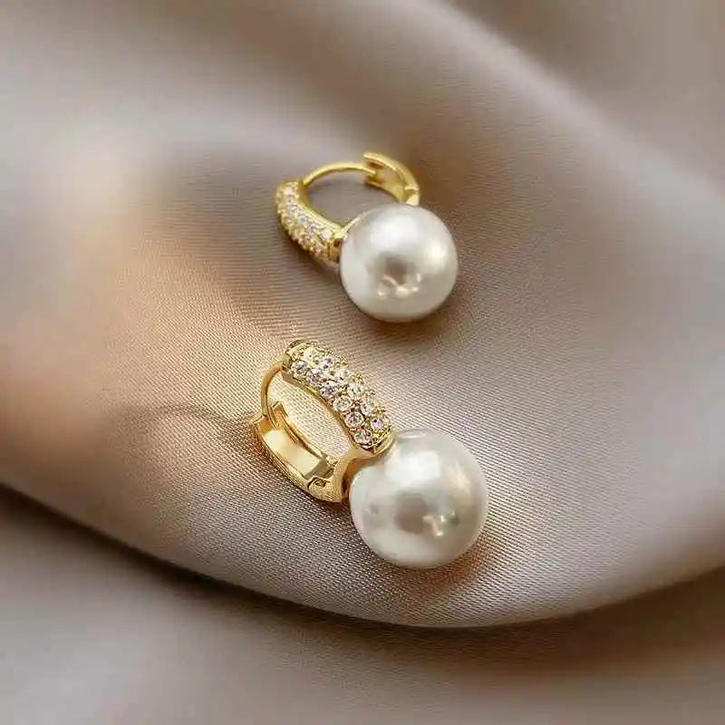 Classic Popular 12MM Water Bucket Ear Ring Imitation Seawater Pearl Australian White Pearl Crystal Earrings New Favorite Jewelry