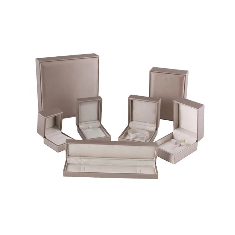 Luxury Hot Sale OEM Leather Ring Custom PU Leather Pendant Jewelry Boxes Earrings Bracelet Jewelry Packaging