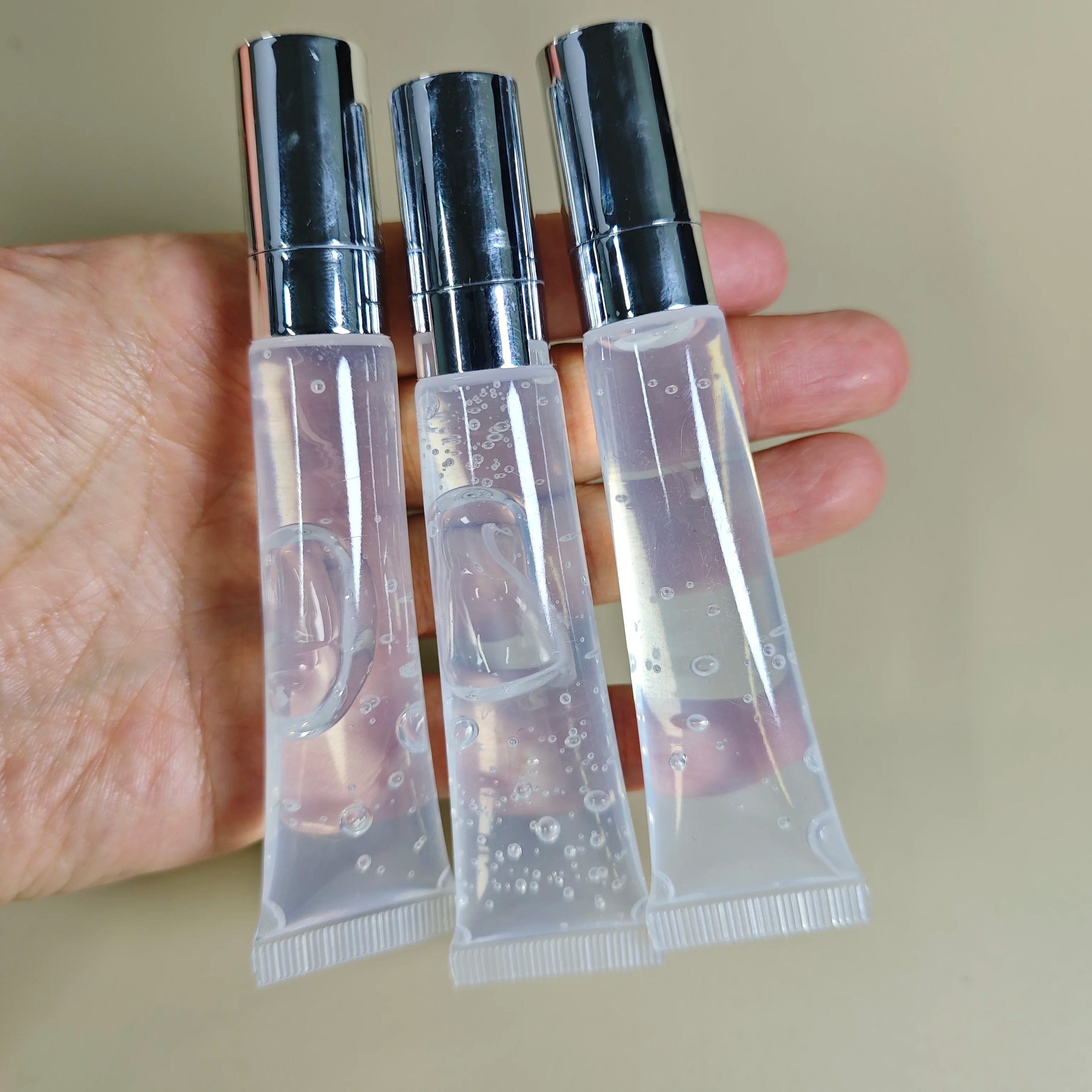 Trending long lasting lip volume plump hyaluronic acid lip plumper private label
