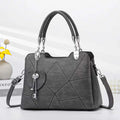 Kunhao High Quality Vintage National Fashion Lady Letter Pu Leather Rivet Button Crossbody Handbag Large Storage Space Women