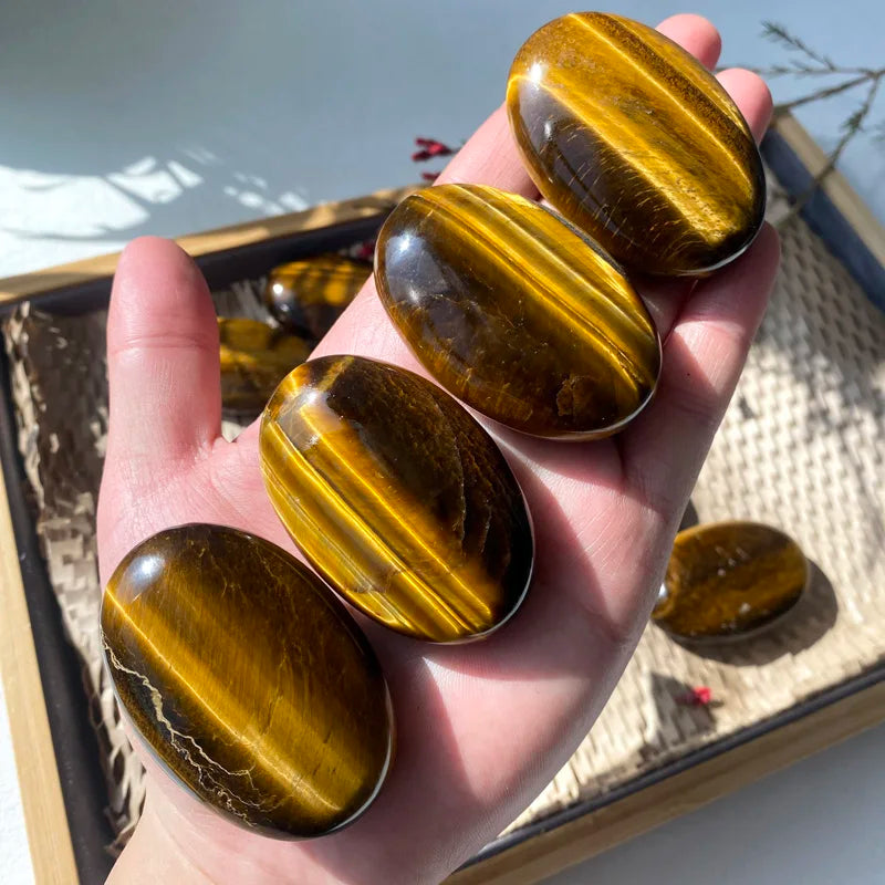 Wholesale Natural Yellow Tiger's Eye Palm Crystal Carved Tumbled Beauty Healing Palm Stone for Home Decoration