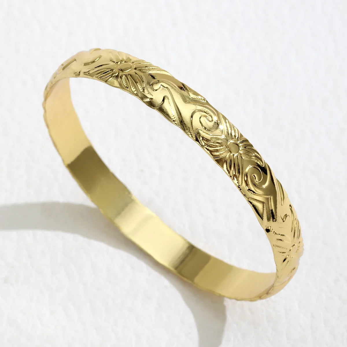 Hawaiian Jewelry Wholesale  14k Gold Plated Cooper  10 MM Bracelet  Bangle Jewelry for Women