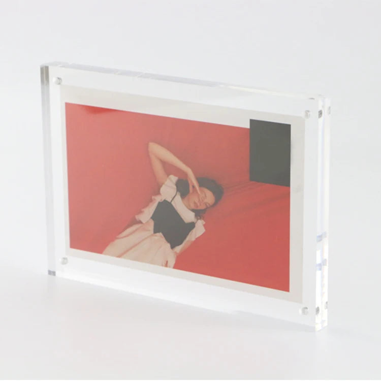 Modern Luxury Transparent Minimalist Free-Standing Design High-Transparency Acrylic Clear Picture Frame