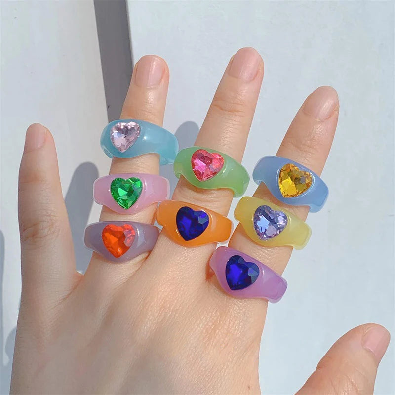 2022 New Trendy Heart Colorful Crystal Girl Simple Resin Ring Women Acrylic Diamond Rings Finger Jewelry