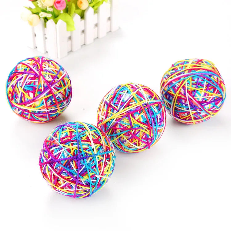 Direct Manufacturer's Eco-Friendly Plush Pompon Cat Toy Balls Soft Interactive Pet Movement Toys for Kitten Play Round Shape