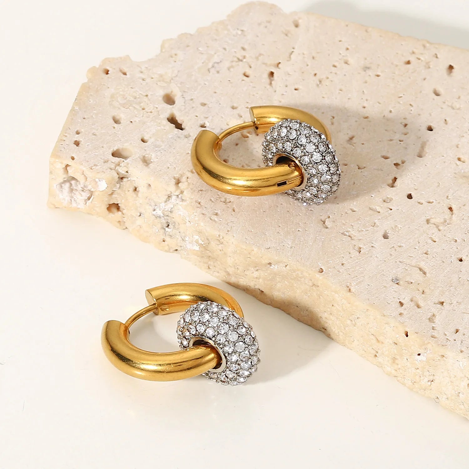 Women's Luxury Jewelry 2022 Sliver Full Diamond Bead Ball Earrings Stainless Steel Gold Huggie Pave Charm Hoop Earrings