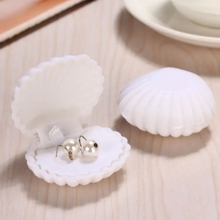 Tongxing Shell Shape Storage Box Lovely Velvet Display Wedding Engagement Ring Earrings Necklace Bracelet Jewelry Gift Holder