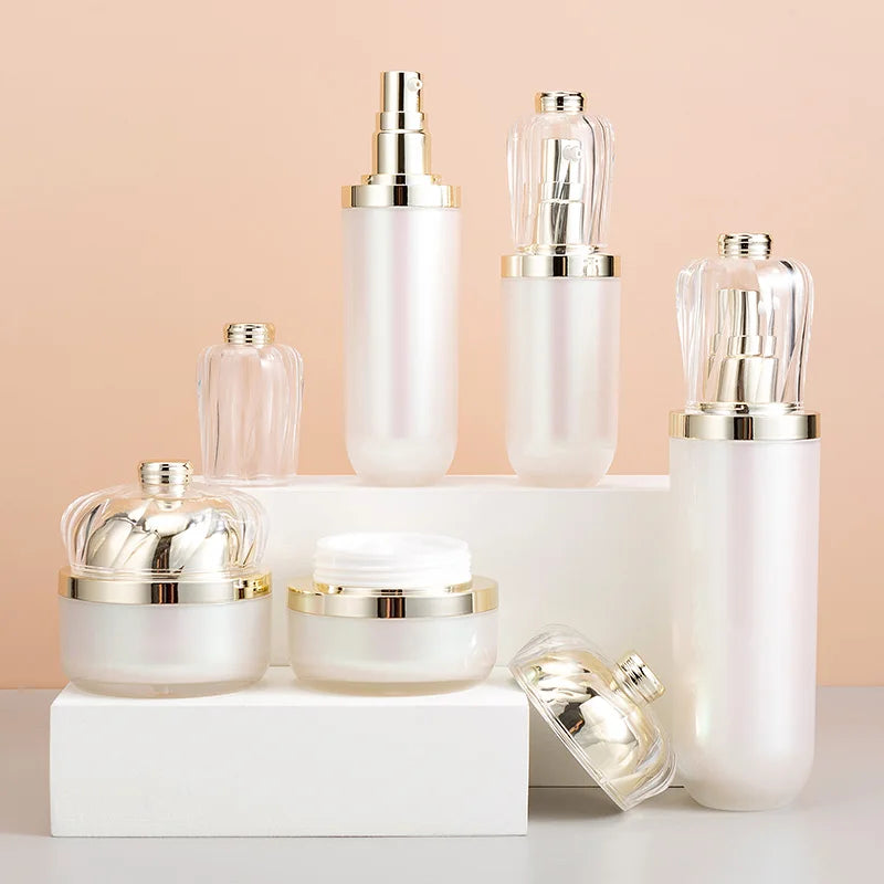 Round Crown Luxury Eco Packaging Empty 30g 50g 30ml 60ml 120ml Plastic Acrylic Lotion Pump Bottle Cylinder Skin Care Set