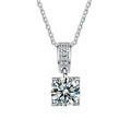 S925 Sterling Silver Female Pendant 1 Karat Moissanite Four-Claw Bull Necklace With Clambone Chain Fashion Diamond Necklace