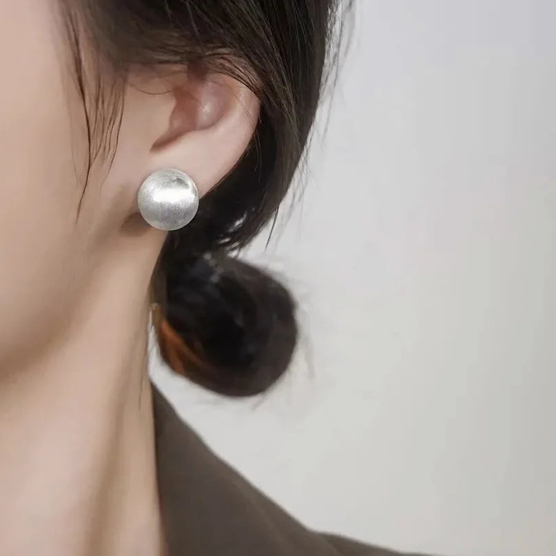 2023 New Trend S925 Sterling Silver Ins Niche Design Advanced Matte Drawing Hemispherical Stud Earrings