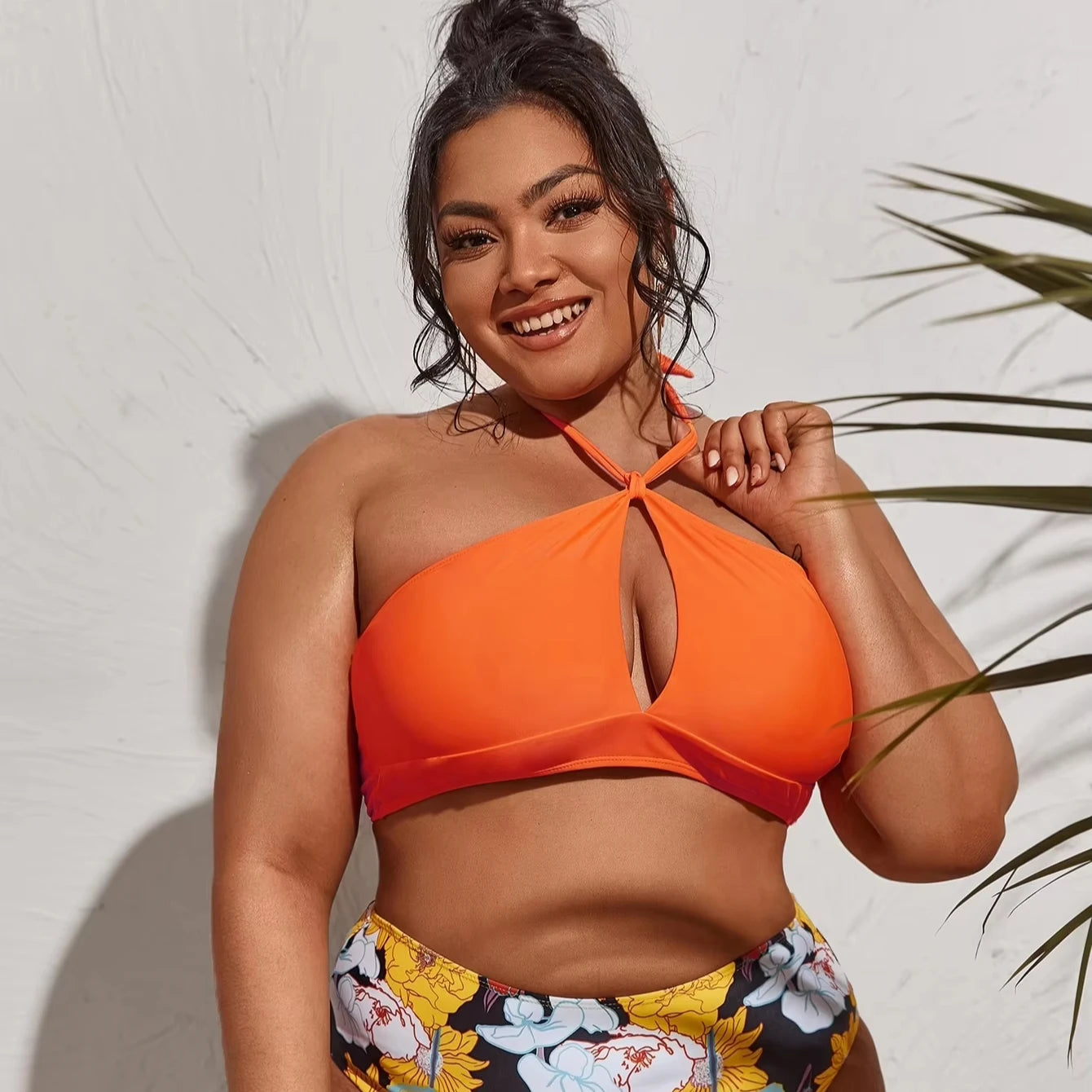 Boho Print Plus Size Two-Piece Swimsuit V-Neck Halter Tie Custom Colors High Cut Tankinis Stretch Removable Padded