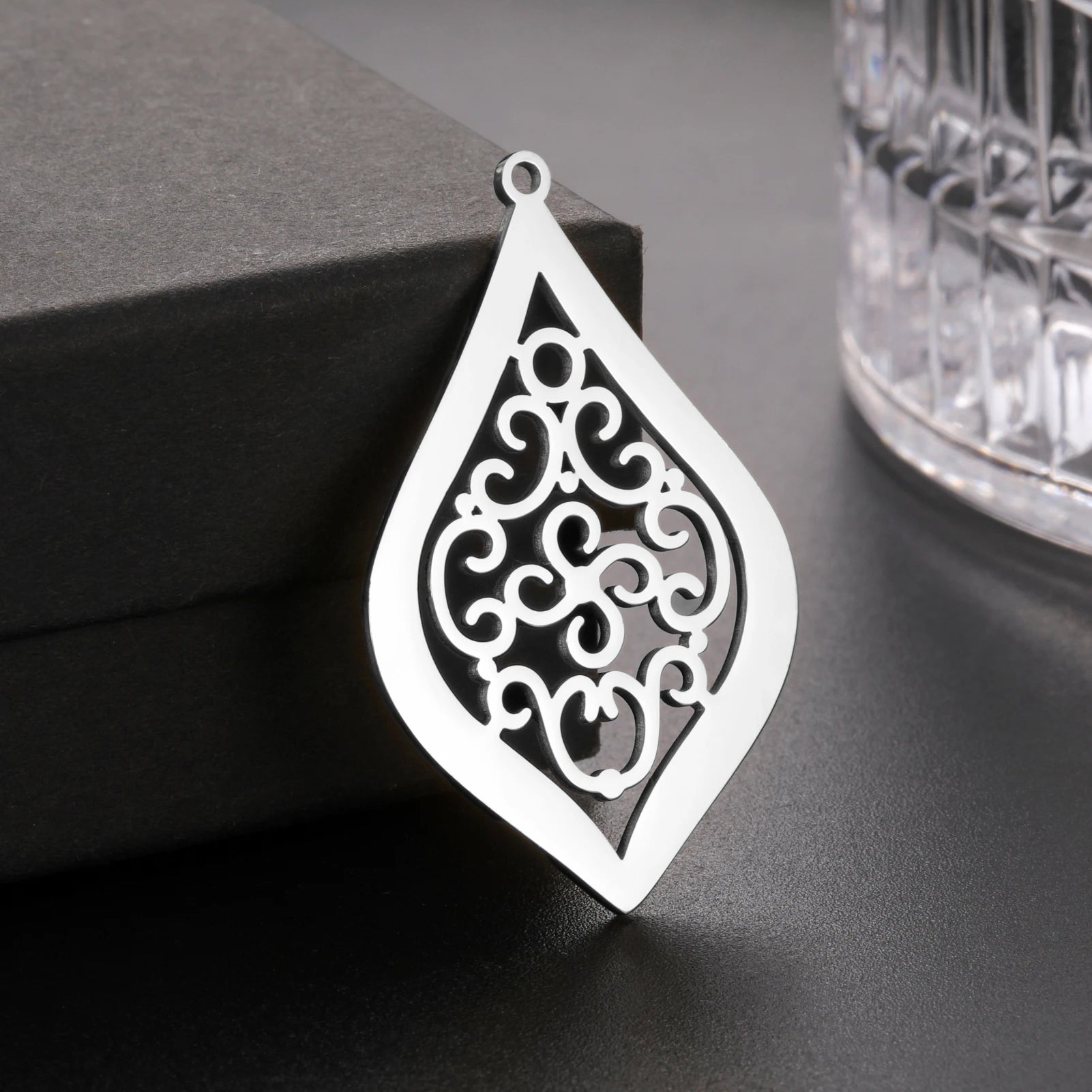 Vintage Stainless Steel Water Droplet Charm Hollow Out Pendant for Earrings Necklace Jewelry Gifts for Party