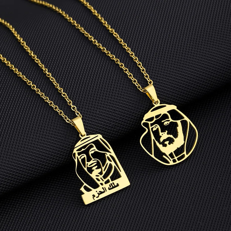 Vintage 18K Gold Plated Portrait Pendant Necklace Unisex Stainless Steel Portrait King from Saudi Arabia for Weddings