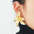 2025 New Arrival Summer Retro Metal Flower Earrings Women Big  Fashion Charm 3D Floral Dangle Gold Plated Earrings