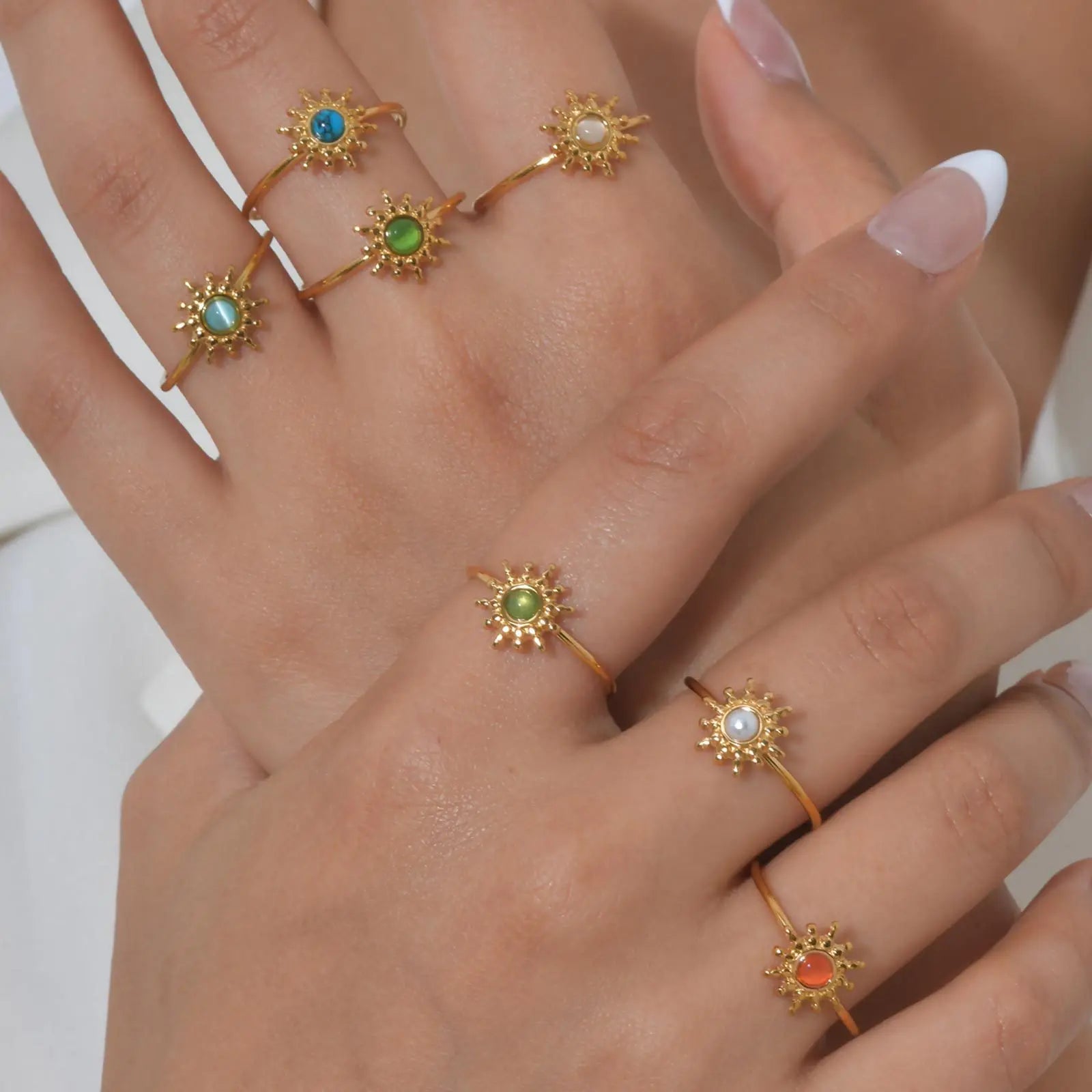 N&S Ladies Vintage Gemstone Rings Stainless Steel Cat's Eye Opening Ring Gold Green Aventurine Ring Hand Decoration