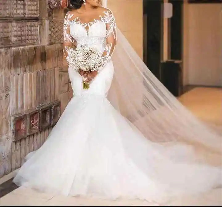 2026 New African Plus Size Long Sleeve Lace Appliques Beaded Sheer Button Back Bridal Gowns Mermaid Wedding Dresses MW362