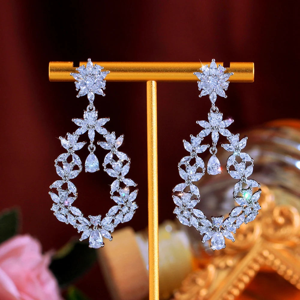 Vintage Design Large Party Jewelry Cubic Zirconia Setting Long Flower Cluster Drop Big Size Fancy Earrings for Women Wedding