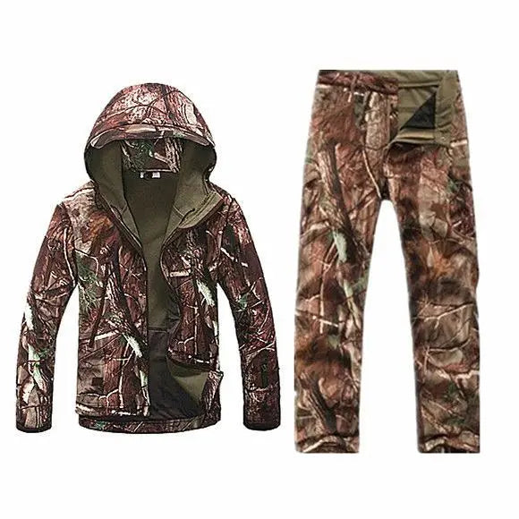 Hunting Camouflage Suit Warm One Piece Outdoor Duck Waterproof & Breathable Blaze Winter Hiking Hunting Suit