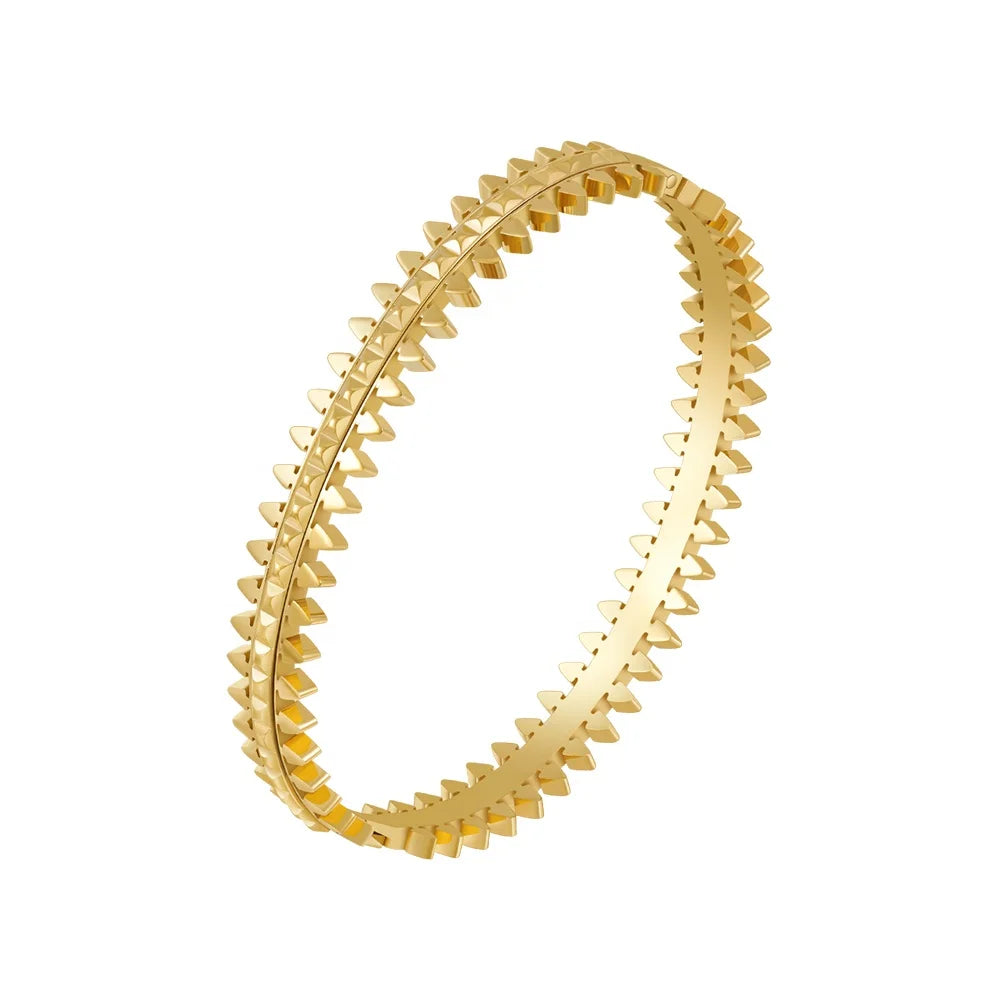 Wholesale 18K Gold Plated Stainless Steel Jewelry Double Row Pyramid Spike Bangle for Women Punk Accessories Bracelet B232368
