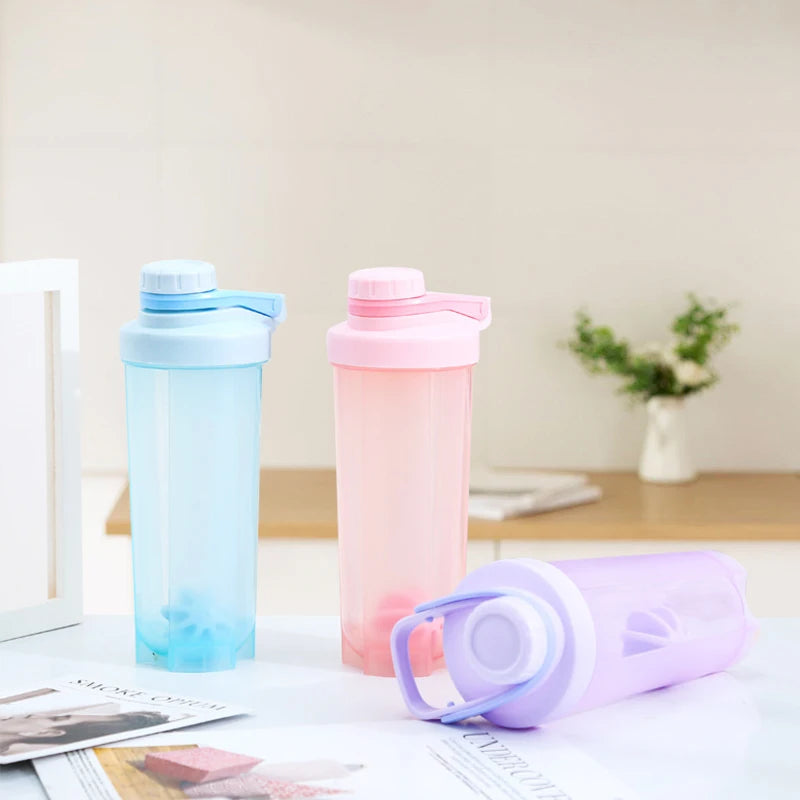 Custom New Arrival Sport Shaker Water Bottle 500ml 700ml BPA Free Plastic Protein Protein Shaker Bottle With Shaker Ball
