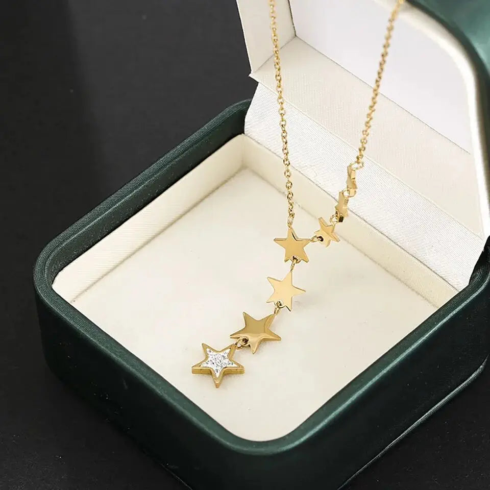 Inlaid Zircon 18K Gold-plated Necklace Temperament Stainless Steel Necklace Fashion Simple Five-pointed Star Pendant Necklace