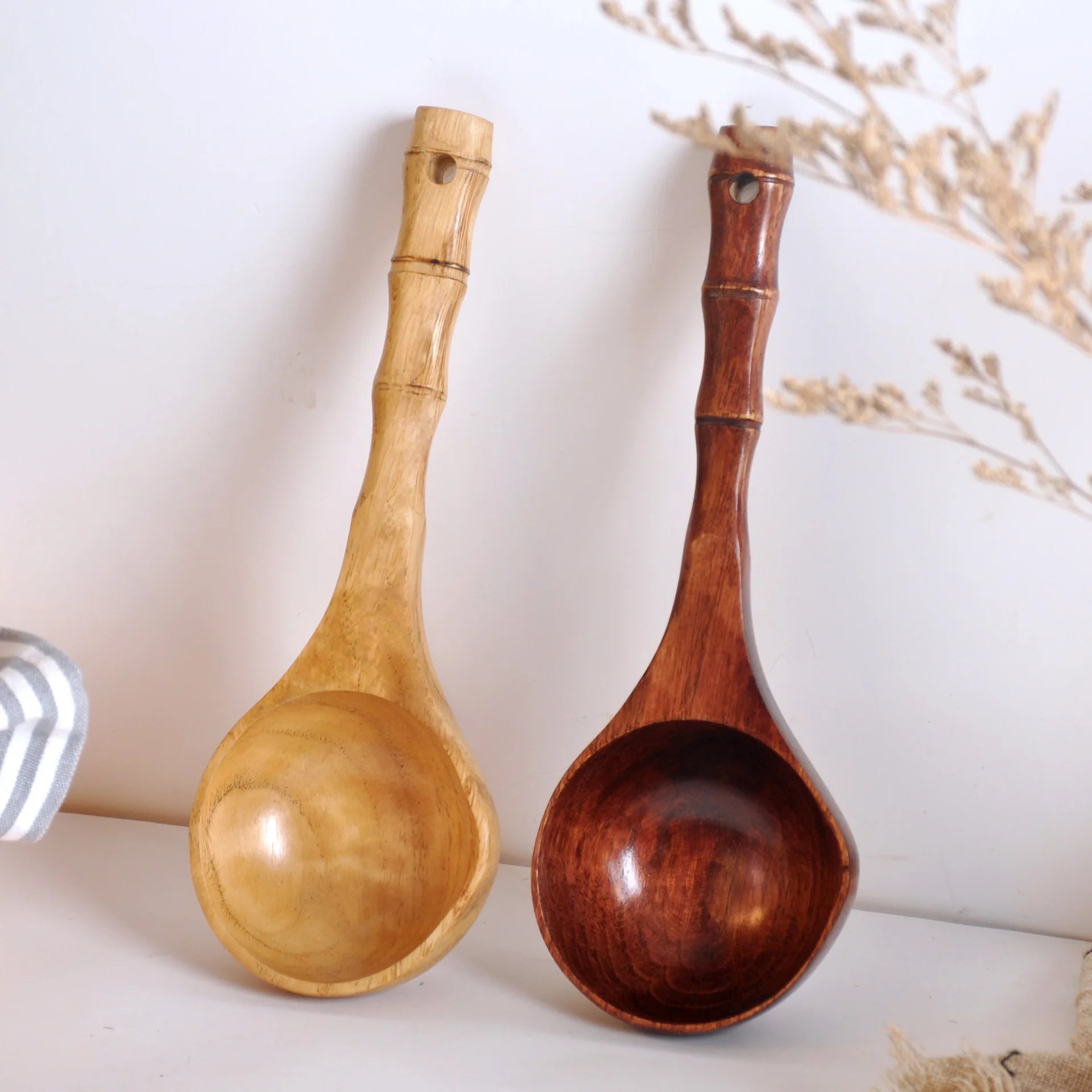 Creative Japanese-Style Chestnut Bamboo Ladle Mirror Polished Wooden Kitchen Tableware for Hotels for Bubble Bath Soup Parties