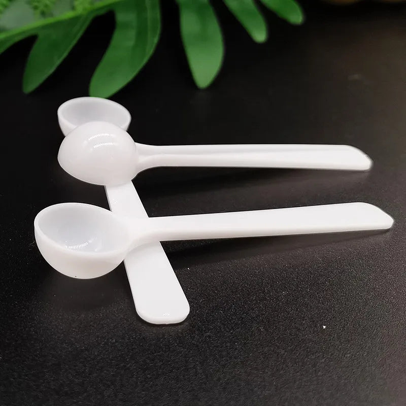 Manufacturers 1g 2ml Measuring Spoons Fruit Powder Spoon with Opp Bags Packaging Soup Honey Washing Powder Factory Big Order