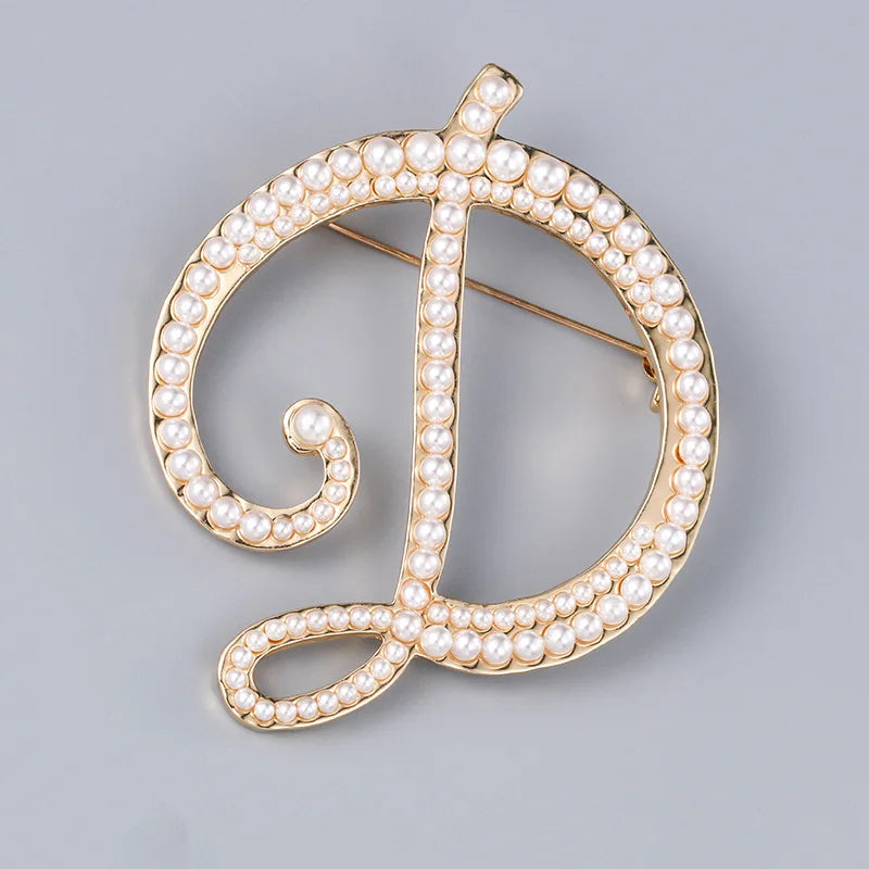 Fanyue Am Hot Sale 2023 Pearl Large Gold Letter Brooch Pin Alphabet for Women A-Z Initial Letter Brooch