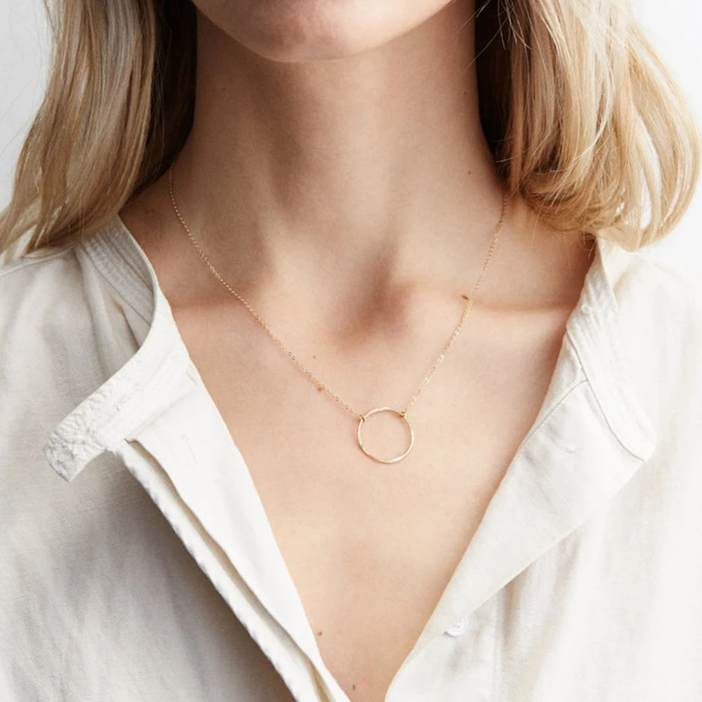 EManco Trendy Gold PVD Plated Stainless Steel Circle Hammered Pendant Necklace with Link Chain for Women MegaBDM