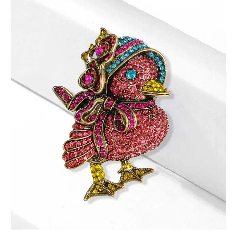 New Arrival Heavy Industry Crystal Duck Cute Brooch for Women Men Fashion Exquisite Animal Rhinestone Shining Accessories