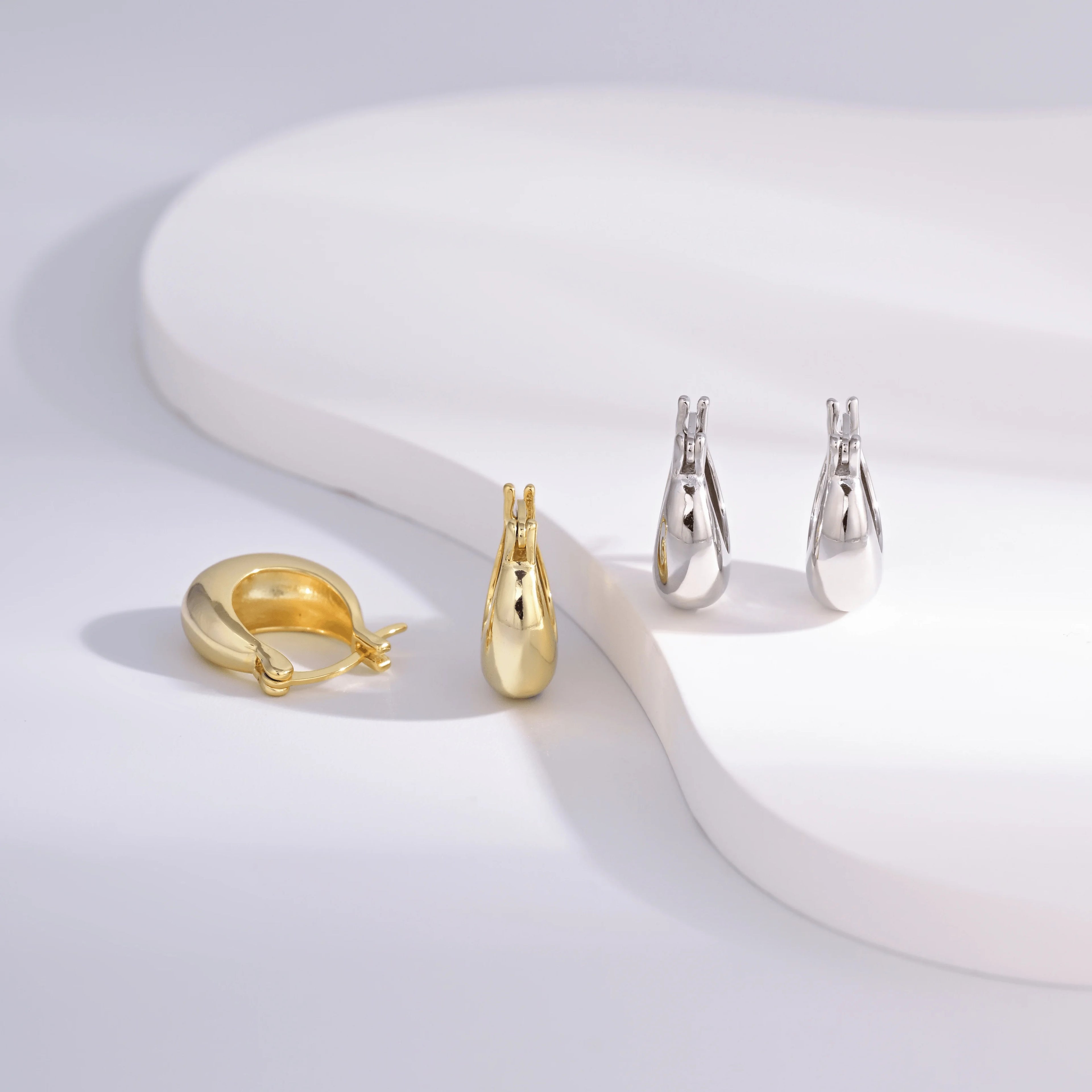 Wholesale Earrings Jewelry Gold Rhodium Plated Round Plain Huggie 925 Sterling Silver Fine Jewelry Earrings