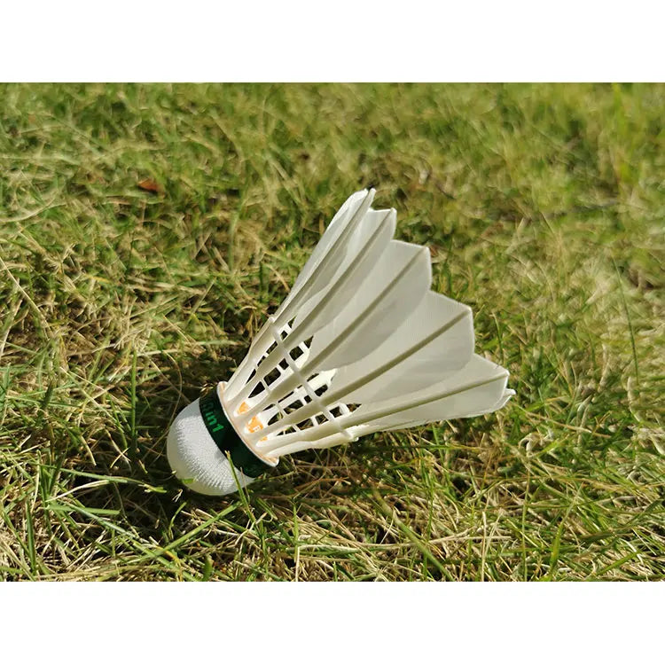 Anyball Natural White 5g Badminton Synthetic Hybrid Shuttlecock China Manufacturer Supplier Great Durability Stability Balance