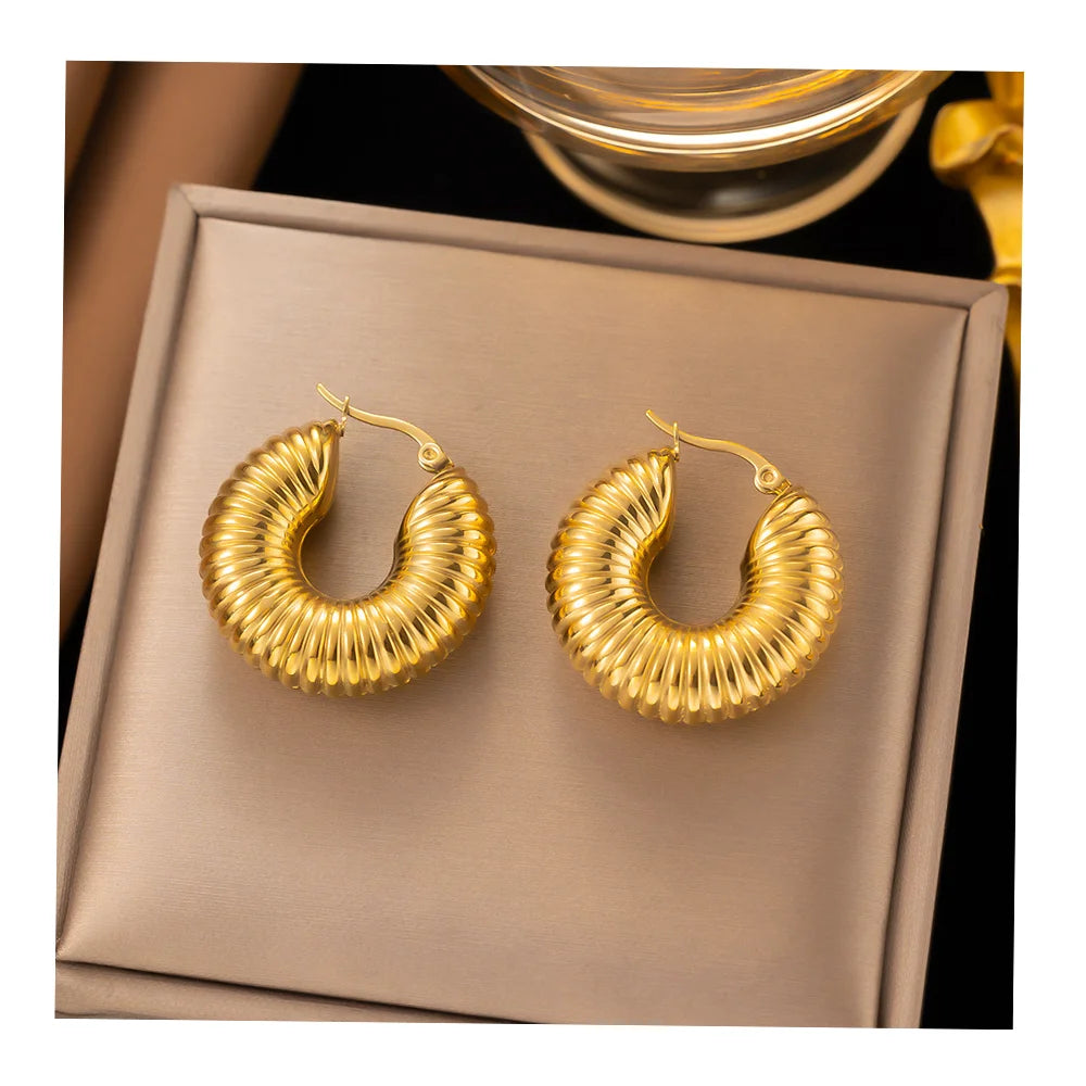 Fashion Tarnish Free Stainless Steel Big Gold Hoop Earrings 18k Gold Plated Chunky C Shaped Women Earrings Jewelry