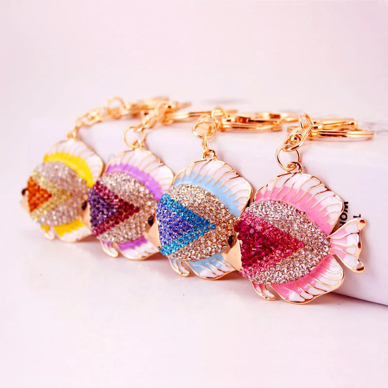 New Arrival Luxury Design Cute Fish Metal Keychains Crystal Cartoon Bag Pendant Keychain