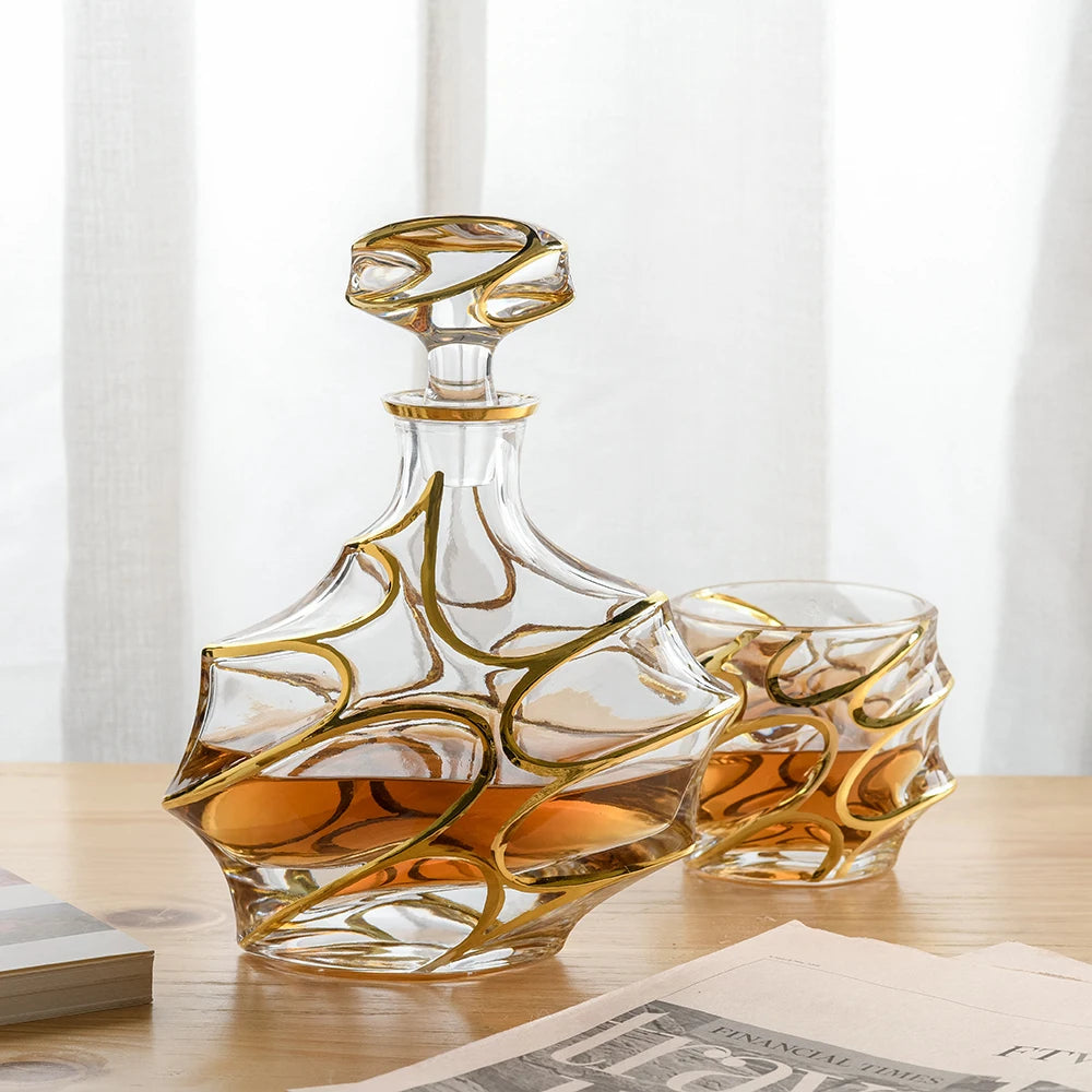 NOVARE High-Grade 750ml Lead-Free Gold Plated Transparent Crystal Glass Whiskey Decanter Set LFGB Certified Luxury Wine Stock