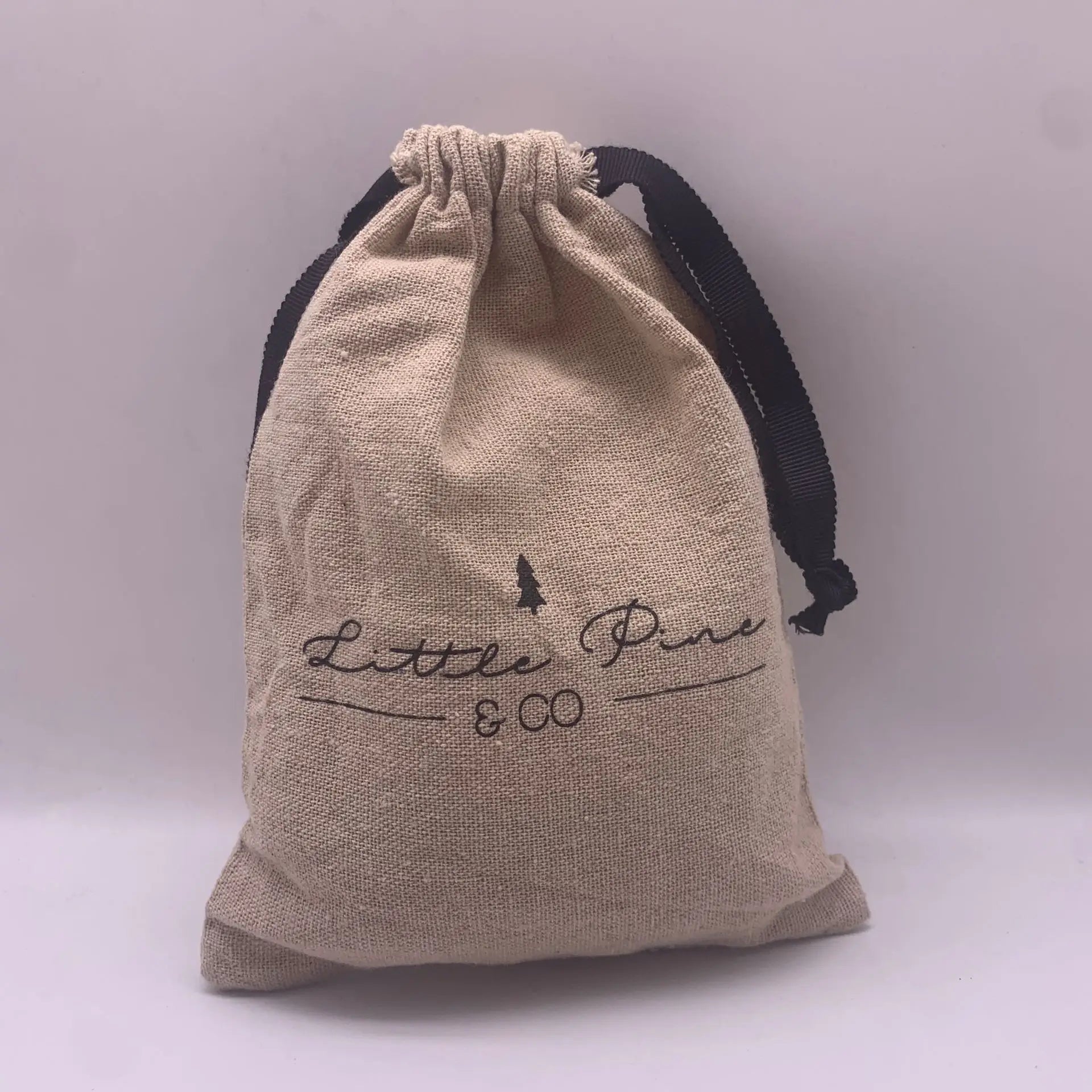 Wholesale Eco Muslin Cotton Linen Drawstring Bag Customized Organic Cotton Gift Packaging Pouch Biodegradable Wallet Wedding