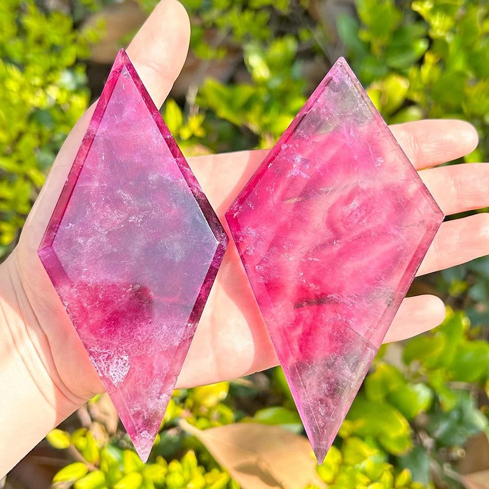 New Arrival Hand Carved Natural Crafts Healing Stone Transparent Purple Fluorite Diamond Shaped Slices for Decoration