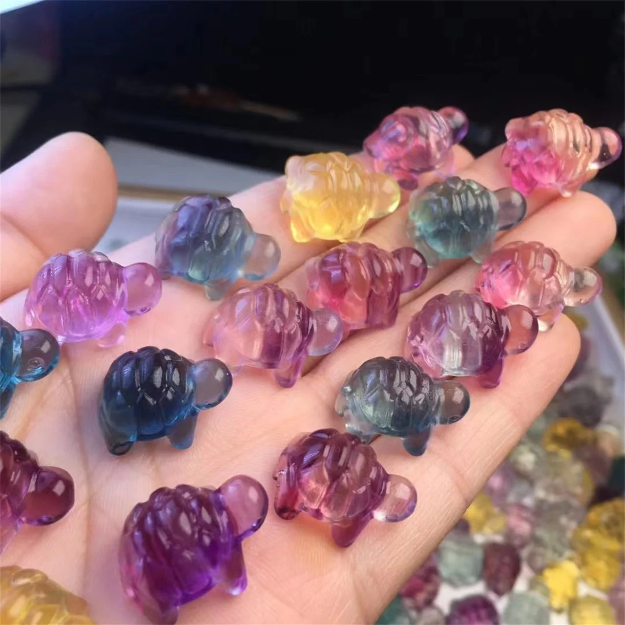 About 20 mm Fluorite Turtle Crystal Mini Carving Lovely  Fluorite Turtle for Decoration