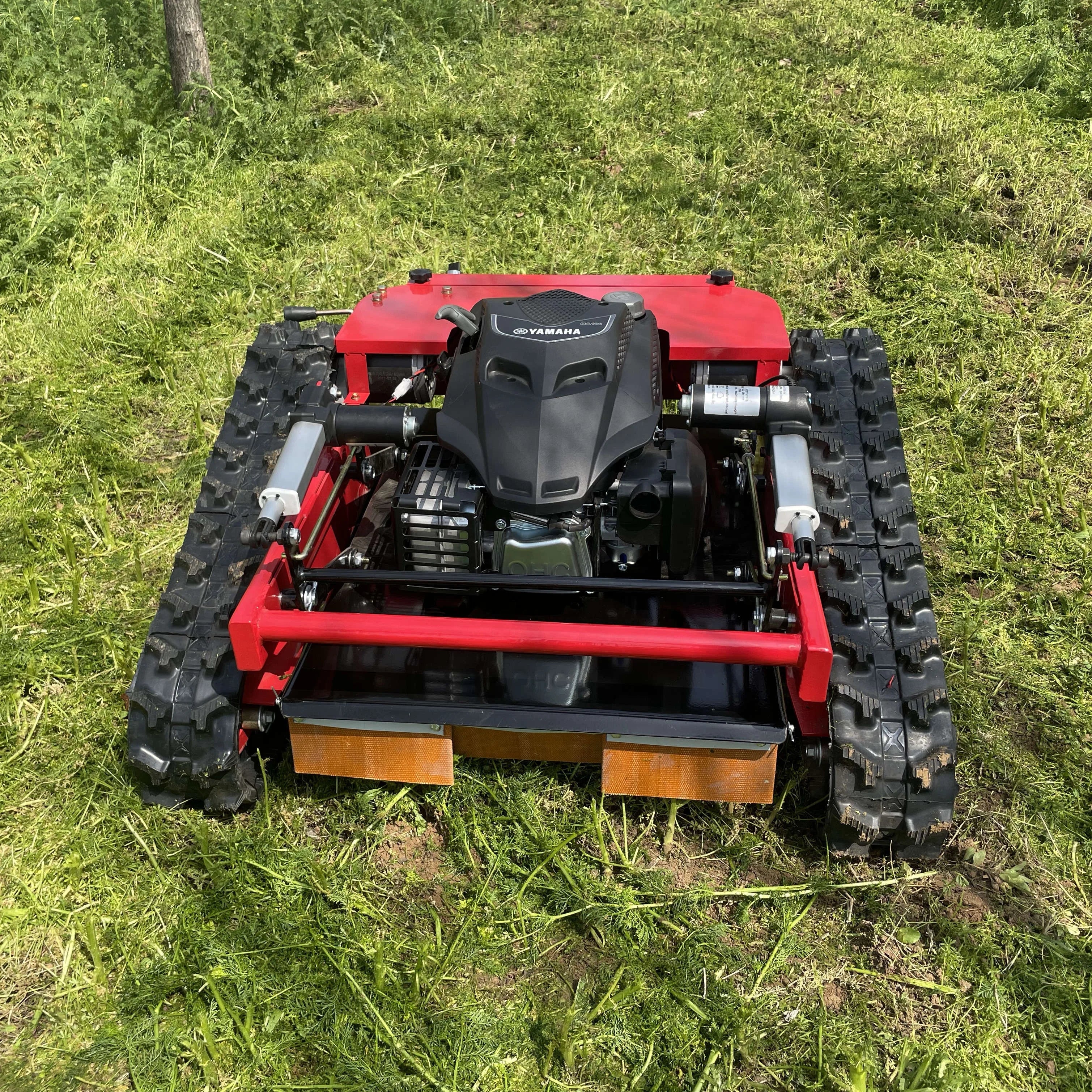 Best Selling Industrial Grade Portable Automatic Power Supply Covered Track Mower with 190cc Single Cylinder Engine
