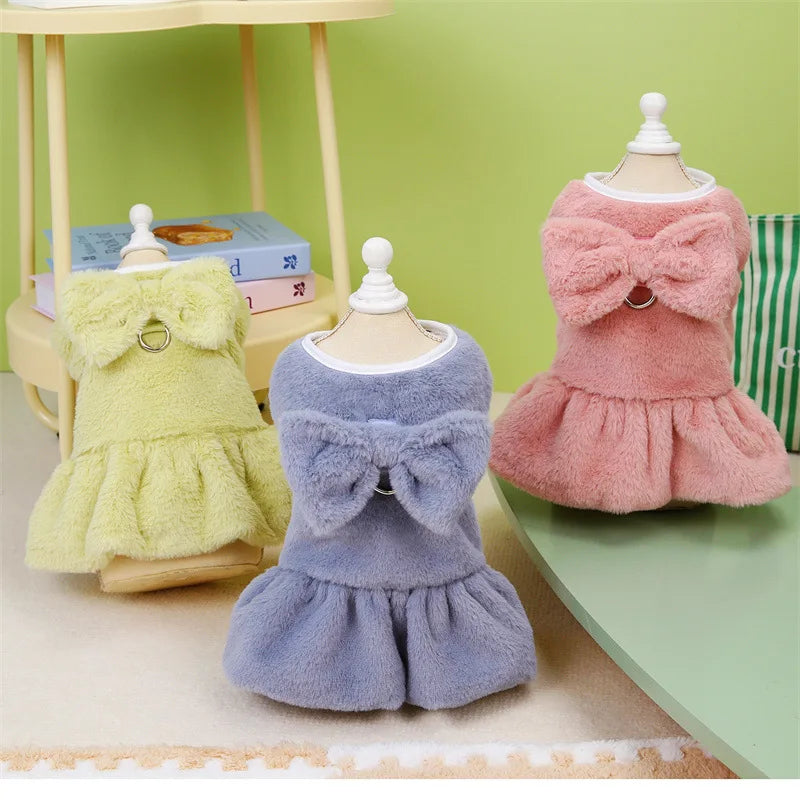 OEM ODM Classic Style Pet Clothing for Dogs and Cats Warm Polyester Harness and Bow Skirt for Spring and Summer