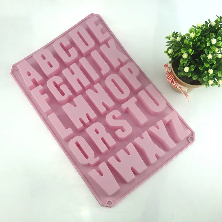Wholesale Cake Decorating Tools 26 Uppercase Letter Alphabet Silicone Mold for Baking Cake
