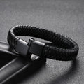 2023 Wholesale Luxury Men's Jewelry Vintage Braided Magnetic Clasp Black Snap Leather Bracelet Man