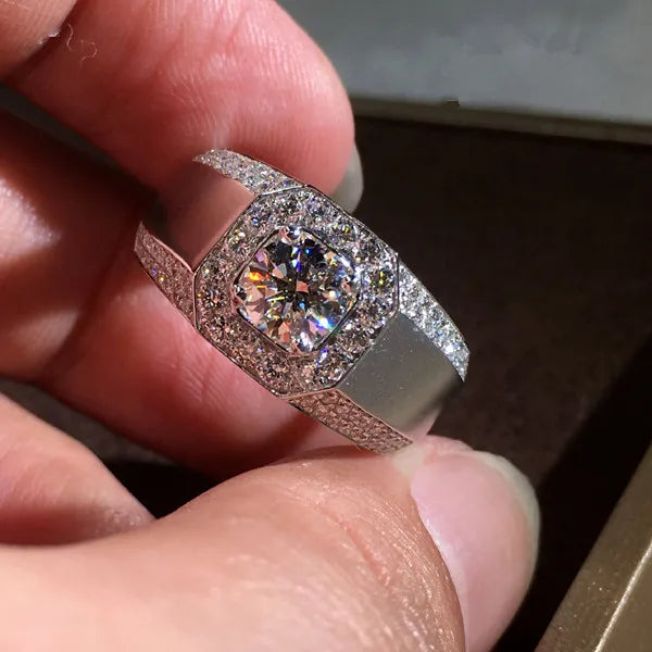 Huitan 2026 Dainty Men Ring Wholesale Fever Glitter Zircon Rings Silver Chunky Wedding Fashion Ring Men
