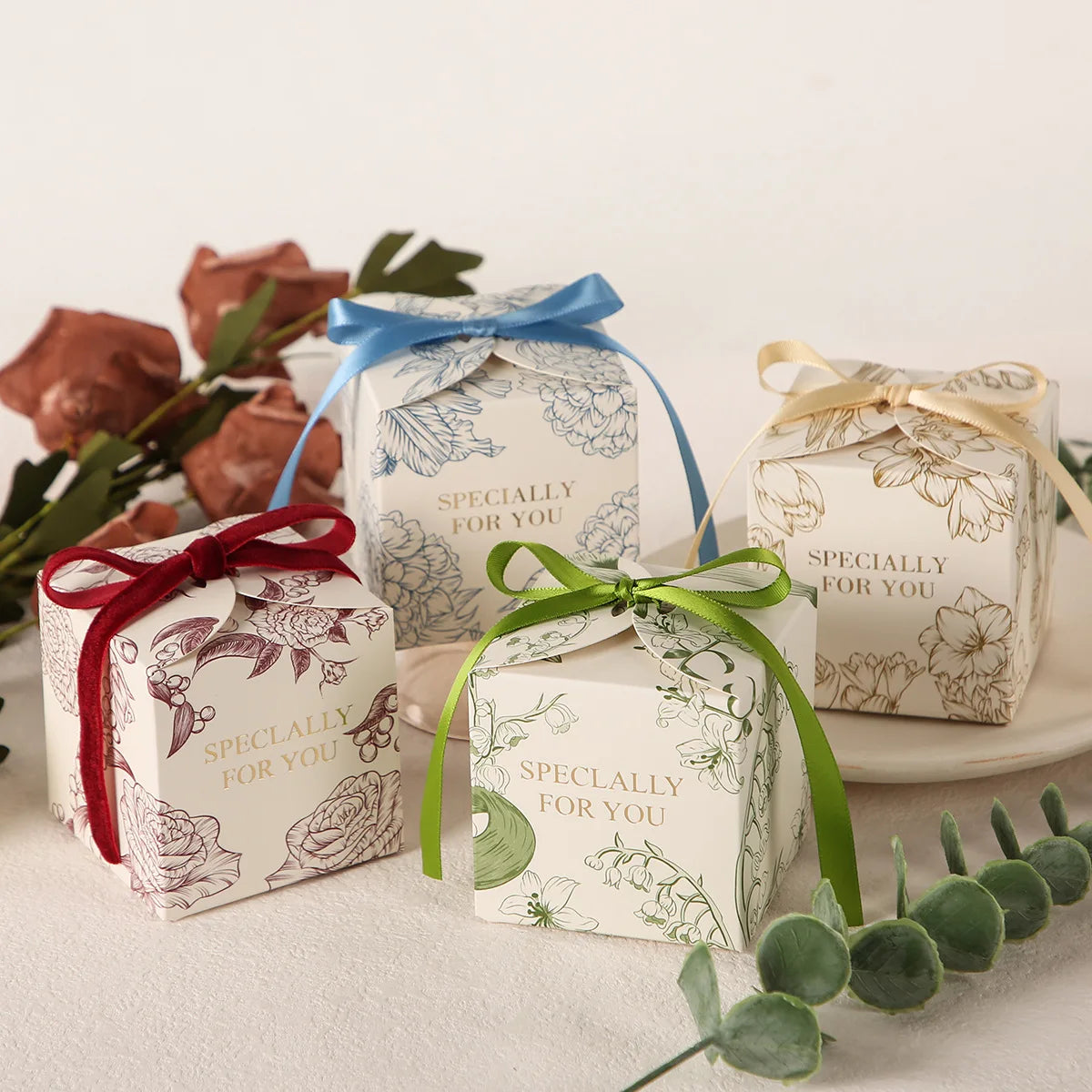 Beautiful Flower Sketch Paper Wedding Candy Flat Folding Gift Box
