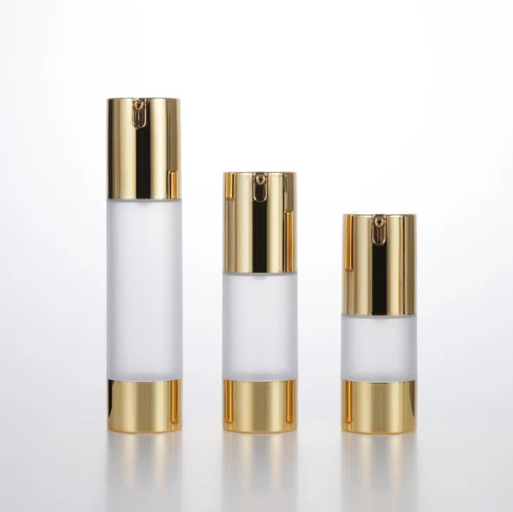 Hot Sale Frosted clear Lotion Pump Bottle 15ml 30ml 50ml Gold Silver Empty Cosmetic Foundation Serum Airless Bottle
