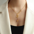 2022 Fashion New Personality Stainless Steel 18K Gold D-shaped Small square Pendant Choker Necklace Spot Wholesale