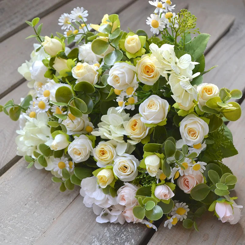 Wholesale Sale for Silk Single Roses Flower Bouquet Artificial Rose Flower Bouquet for Christmas and Wedding Decoration