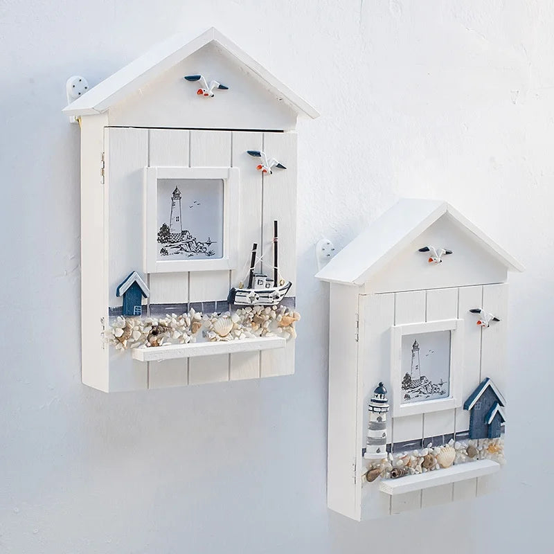 Mediterranean Style House Shape Wooden Key Box Wall Hanging Keys Holder